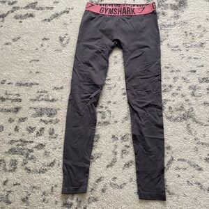 Gym Shark Leggings🦈